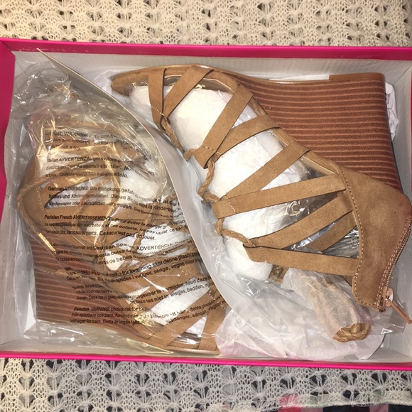 Tan Wedges - Picture 3 of 6